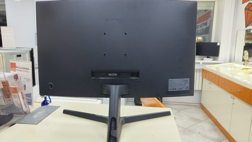 Монитор Samsung C27R500FHI