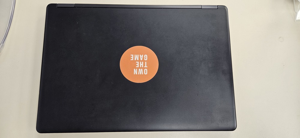 Ноутбук DELL; Core i5-8350U, HD Graphics, 8 Гб, 256 Гб, Нет