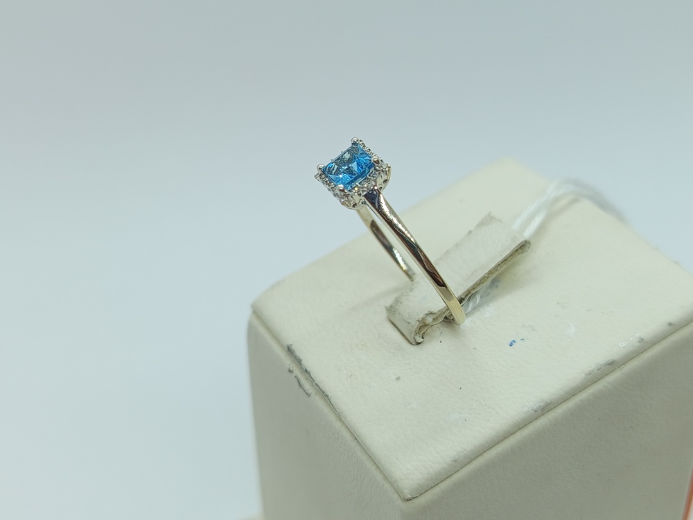 КОЛКМИ585 КОЛЬЦО С КАМНЯМИ (Au 585)