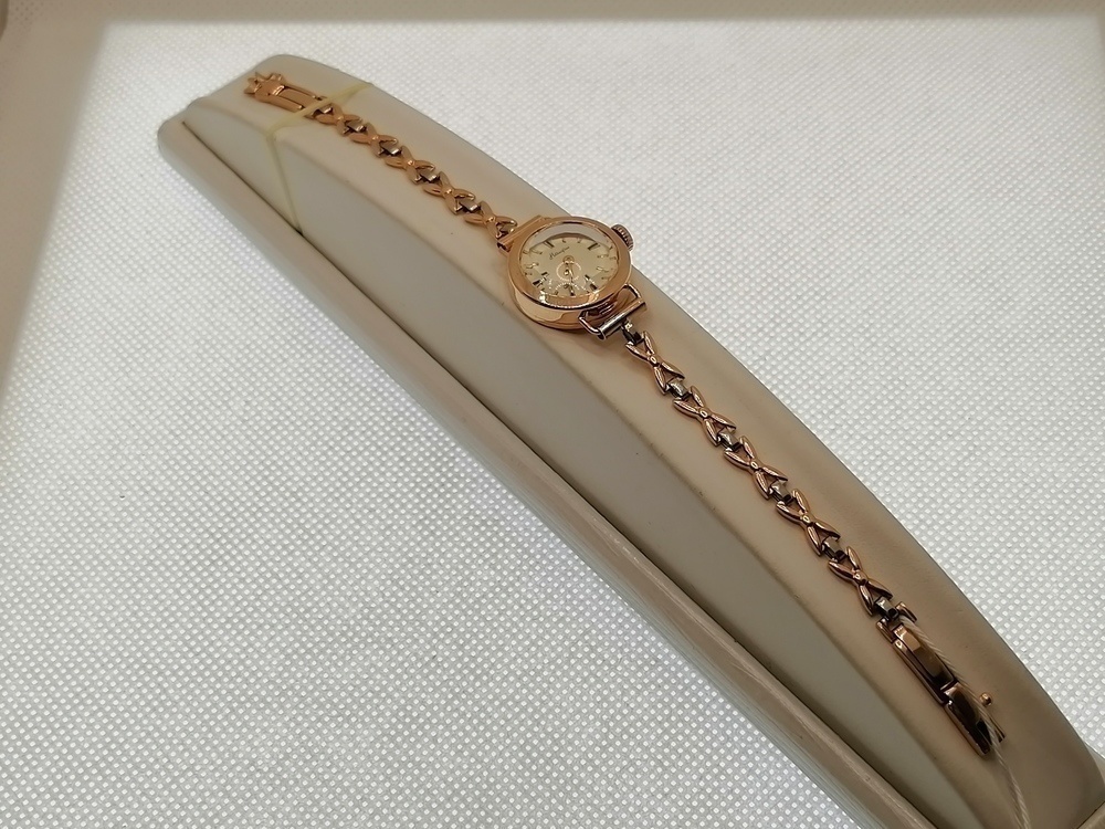 ЧСНАИ583 ЧАСЫ НАИРИ (Au 583) ЧСНАИ583 ЧАСЫ НАИРИ (Au 583)