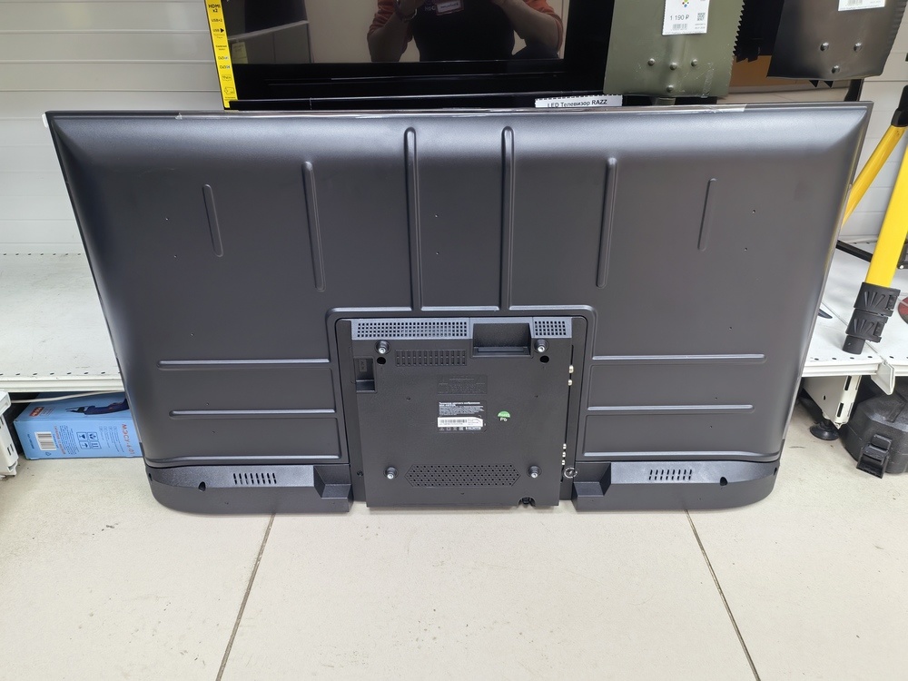 LED Телевизор SBER SDX-43F2128