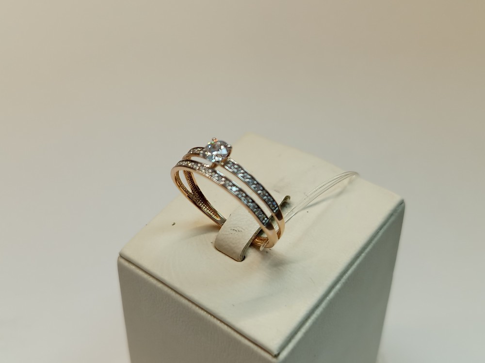 51-110-02563-1 КОЛЬЦО С КАМНЯМИ (Au 585)