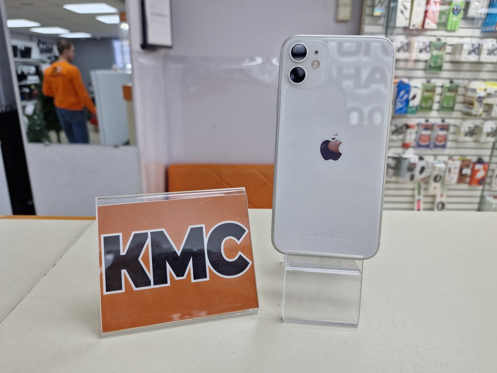 Смартфон Apple iPhone 11 64Gb