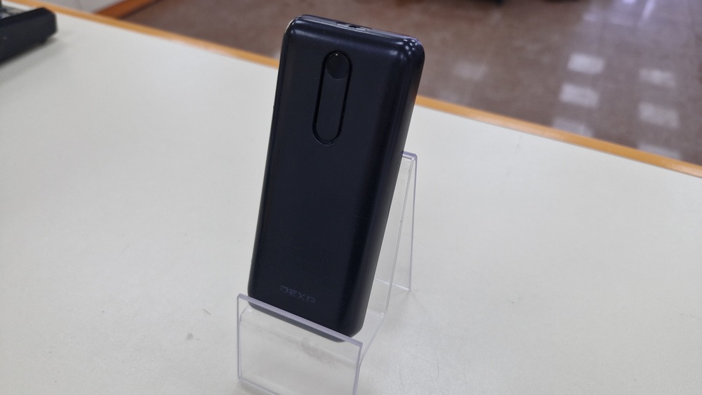 Мобильный телефон Dexp C185