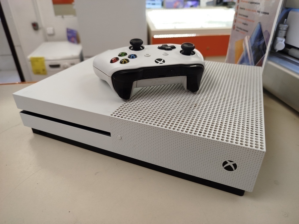 Игровая приставка Xbox One S 1TB