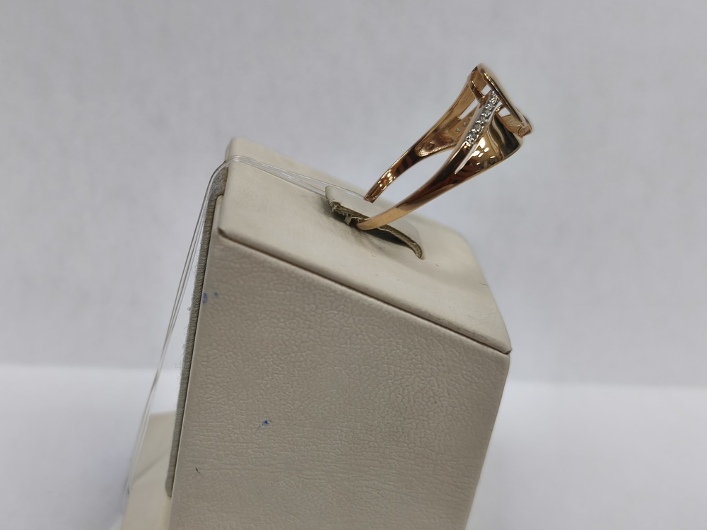 КОЛЬЦО С КАМНЯМИ (Au 585)