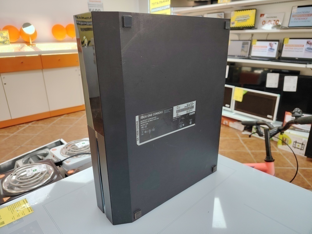 Игровая приставка Xbox One 500Gb