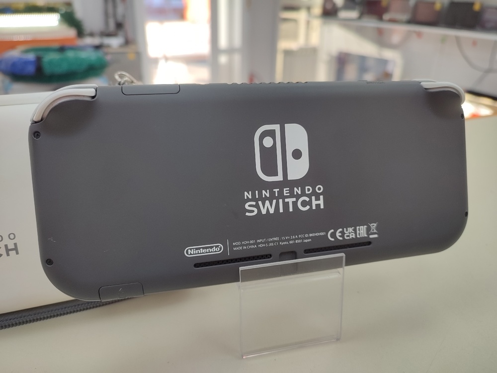 Игровая приставка Nintendo Switch Lite