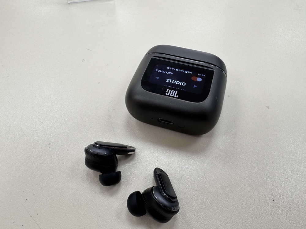 Наушники беспроводные JBL Tour Pro 2