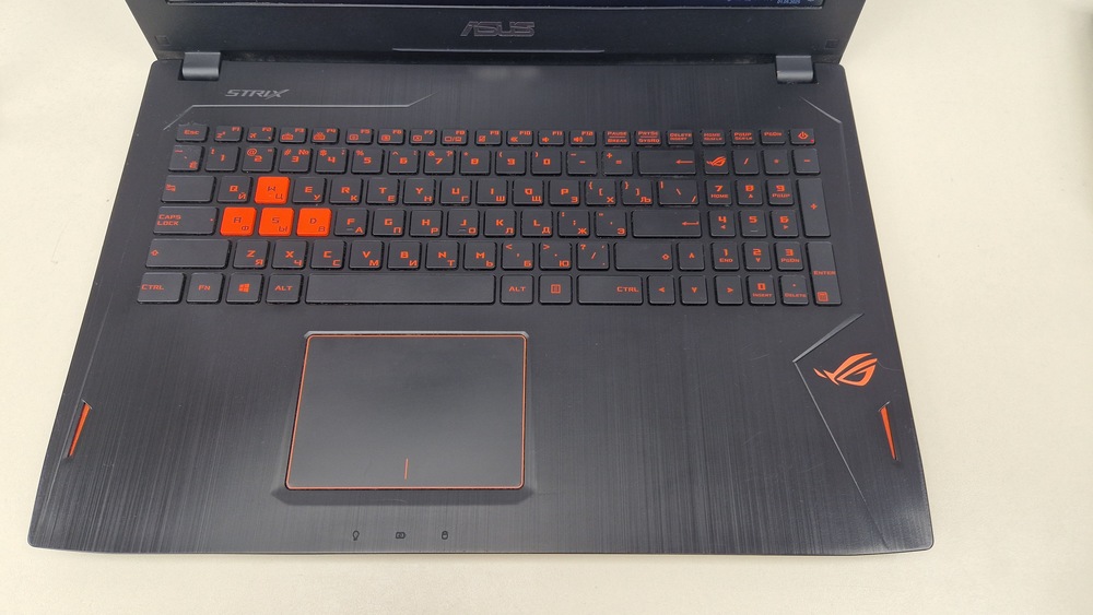 Ноутбук ASUS GL502L; Core i5-6300HQ, GeForce GTX 970M, 16 Гб, 256 Гб, 1 Tb