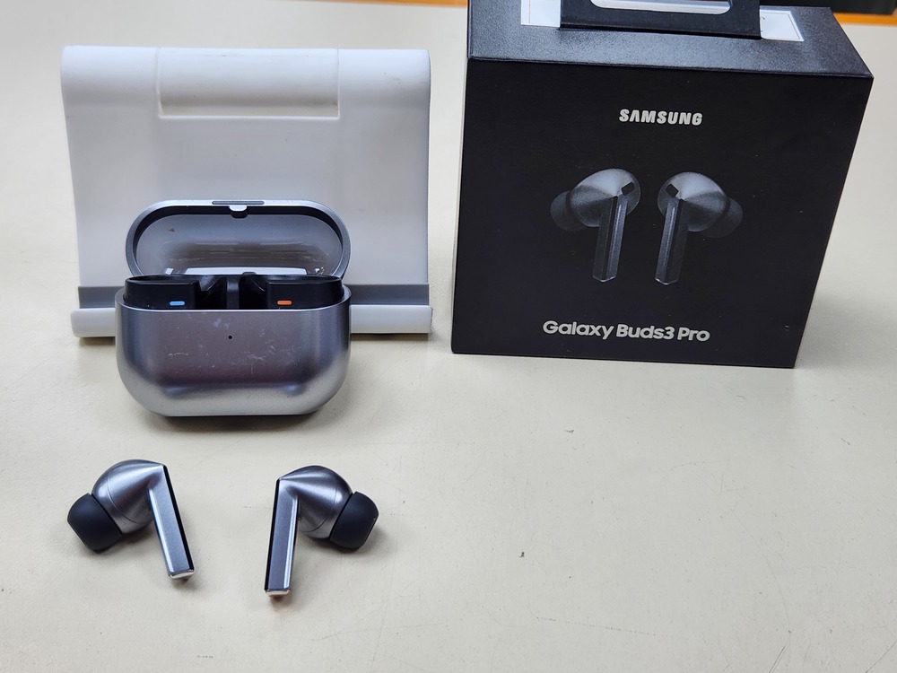 Наушники беспроводные Samsung Galaxy Buds 3 Pro