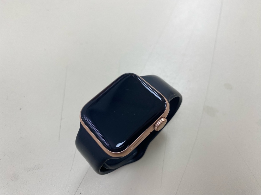 Смарт-часы Apple Watch SE 2020 40mm