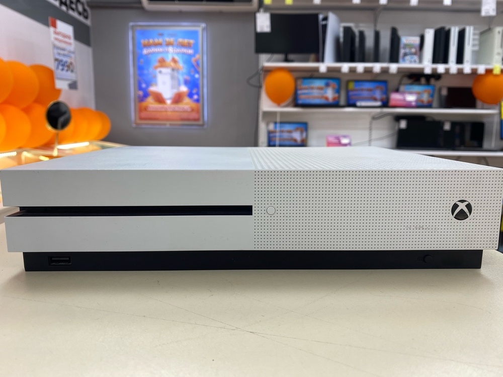 Игровая приставка Xbox One S 500Gb