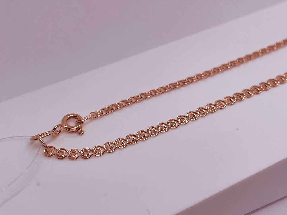 ЦЕПЬ ПУСТОТЕЛАЯ Лав (Au 585)