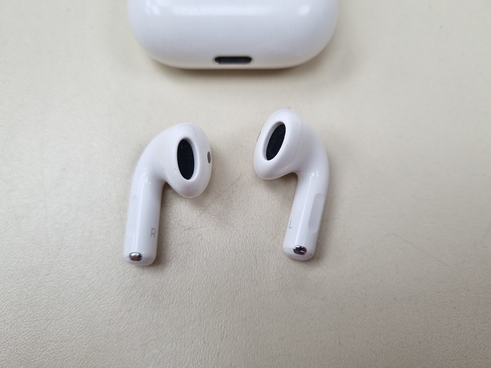 Смарт-часы Apple Watch Series 3 42 мм