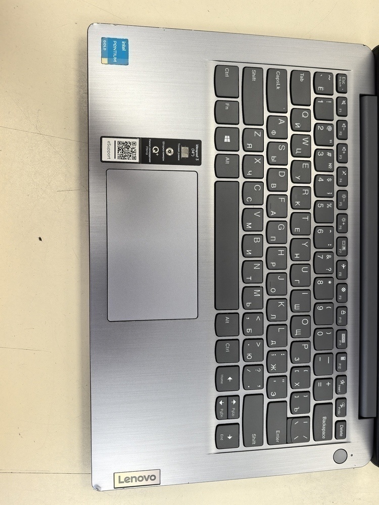 Ноутбук Lenovo; Pentium Gold 7505, Intel UHD Graphics, 8 Гб, 256 Гб, Нет