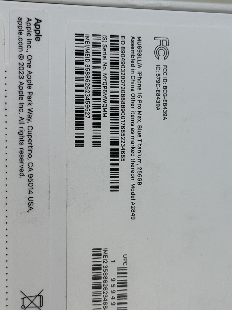 Смартфон Apple iPhone 15 Pro Max 256Gb