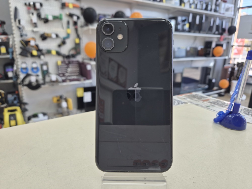 Смартфон Apple iPhone 11 64Gb