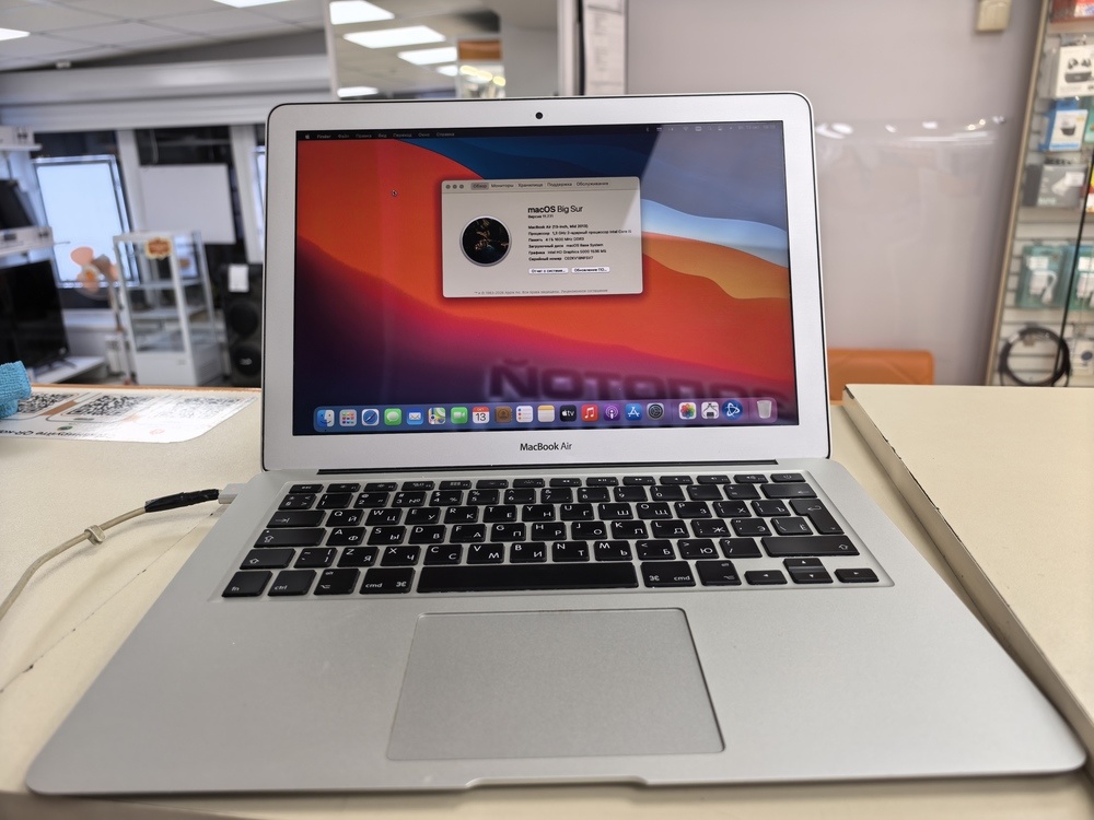 Ноутбук Apple MacBookAir (13 дюймов  A1466) 2013