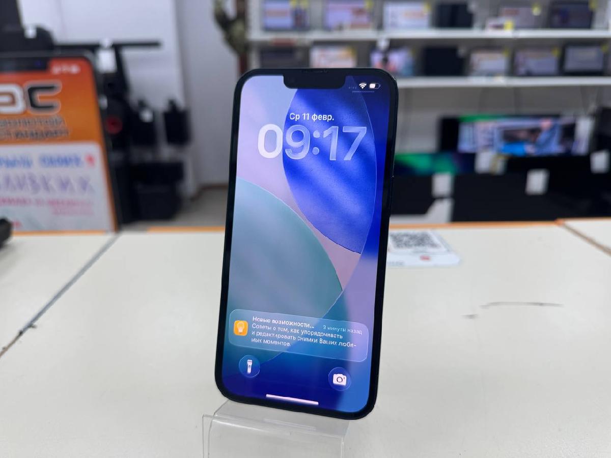 Смартфон Apple iPhone 13 128Gb