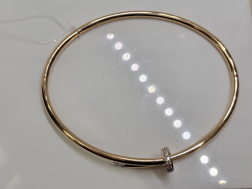 070029 БРАСЛЕТ ЖЕСТКИЙ с камнями (Au 585)