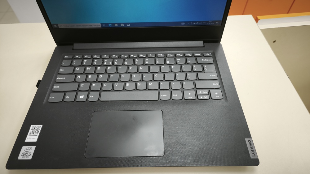 Ноутбук Lenovo 82C4; Core i3-1005G1, Intel UHD Graphics, 4 Гб, Нет, 1 Tb