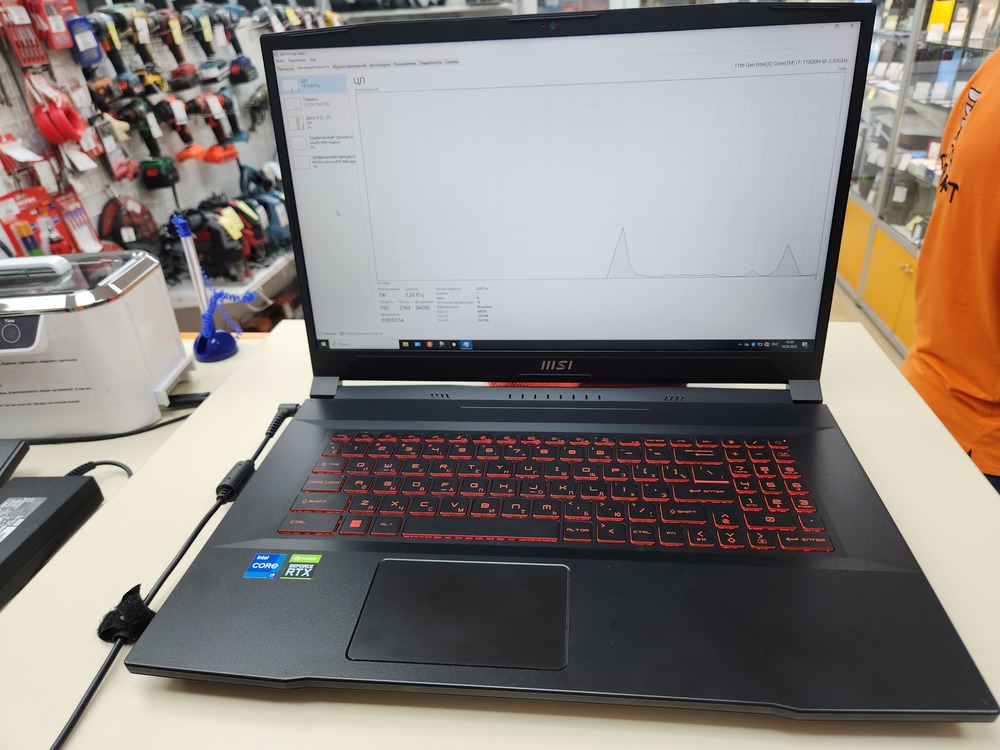 Ноутбук MSI; Core i7-11800H, GeForce RTX 3060, 16 Гб, 512 GB, Нет