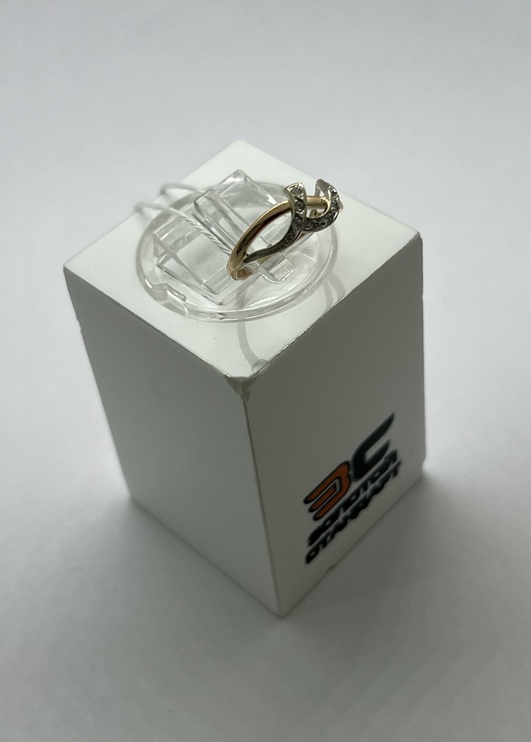 КОЛКМИ585 КОЛЬЦО С КАМНЯМИ (Au 585)