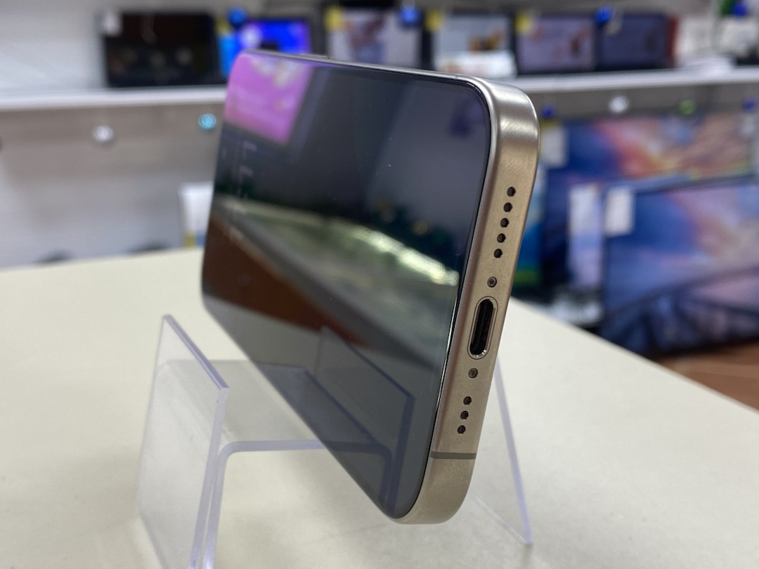 Смартфон Apple Iphone 15 Pro 128Gb