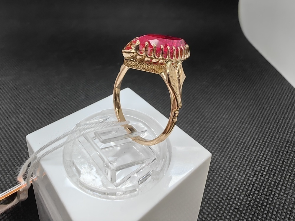 КОЛКМ583 КОЛЬЦО С КАМНЕМ (Au 583)