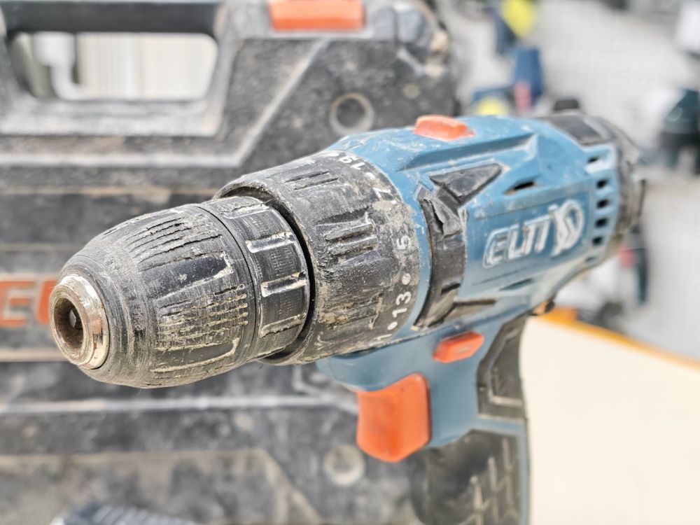 Шуруповерт ELTI CD-18-2L