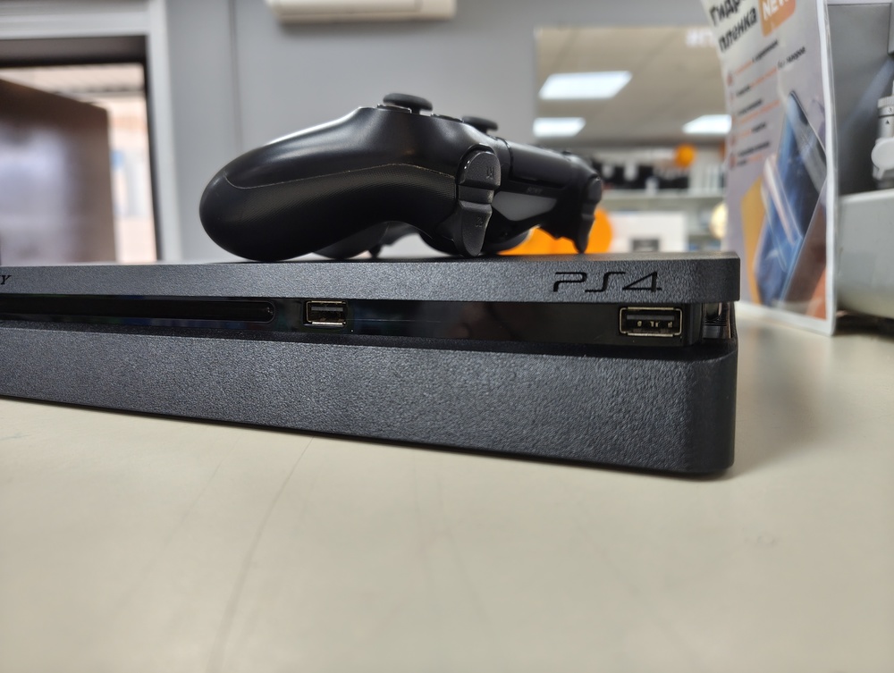 Игровая приставка PlayStation 4 Slim 500GB