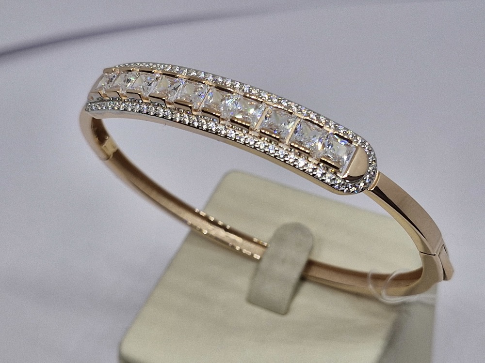 БРАСЛЕТ ЖЕСТКИЙ с камнями (Au 585)