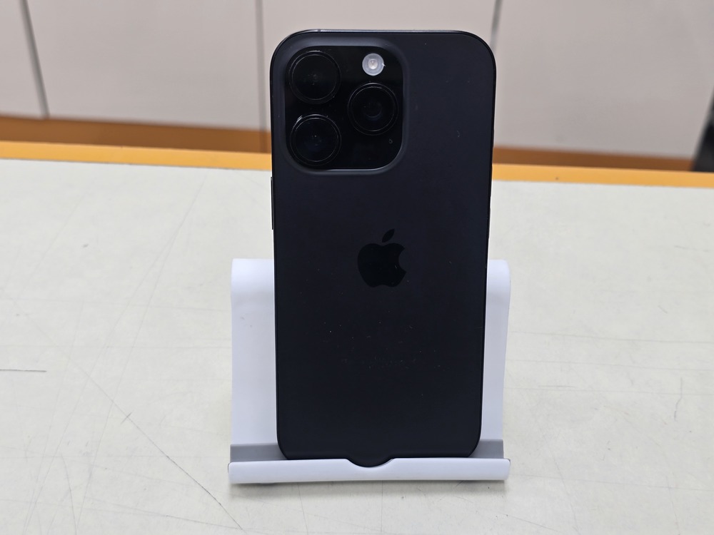 Смартфон Apple Iphone 16 Pro 128Gb