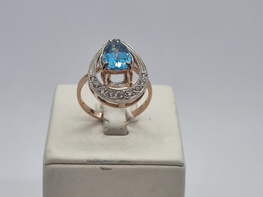 КОЛЬЦО С КАМНЯМИ (Au 585)