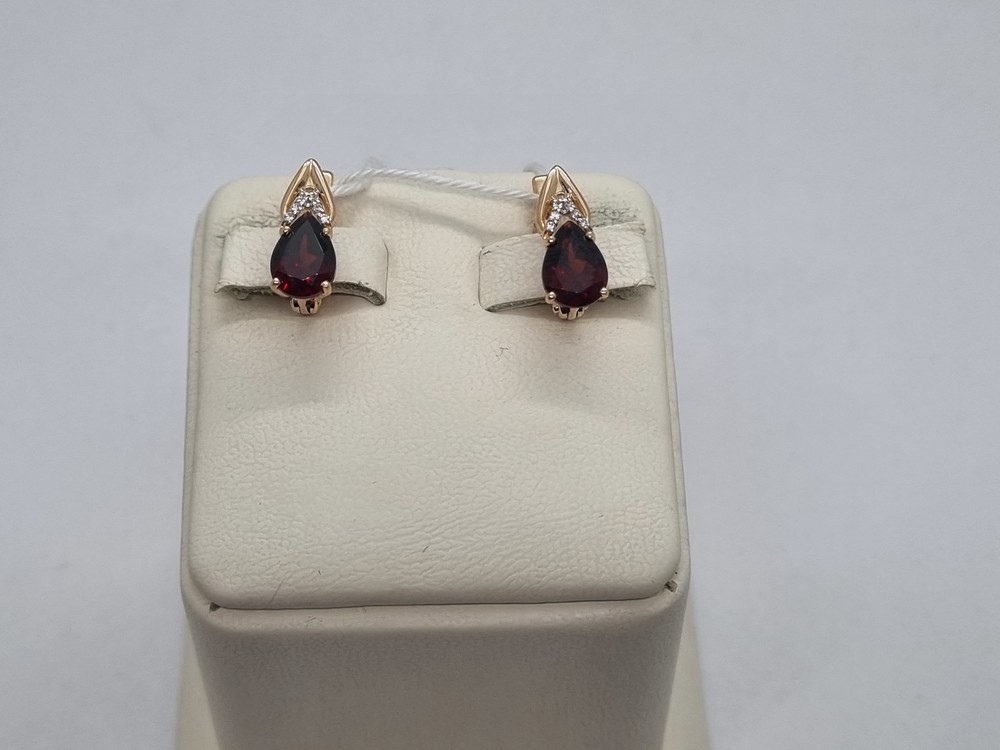 СКМИ585 СЕРЬГИ С КАМНЯМИ (Au 585)