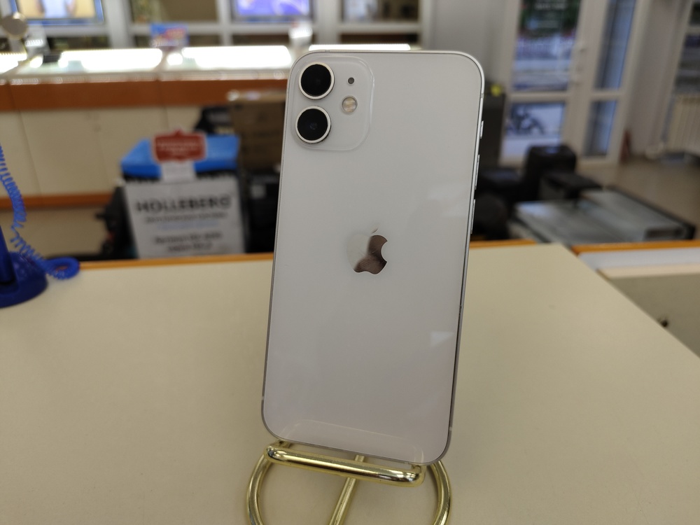 Смартфон Apple iPhone 12 mini 64Gb