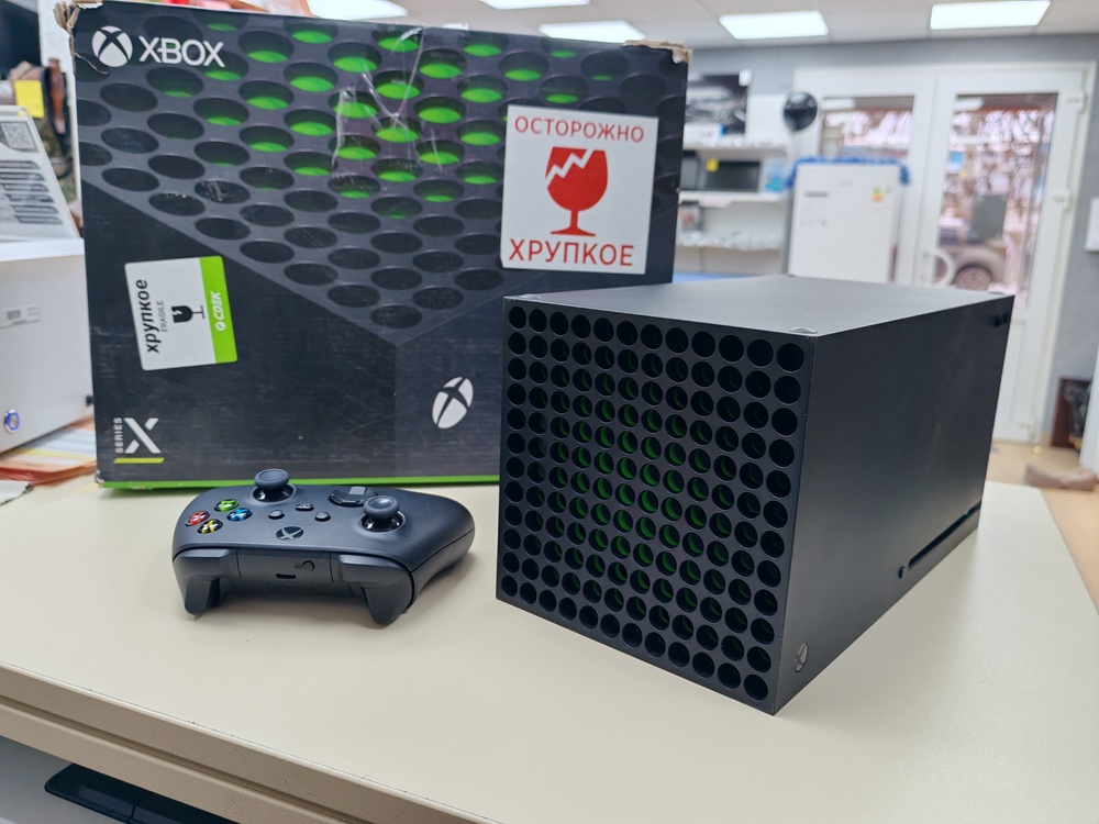 Игровая приставка Xbox Series X 1Tb