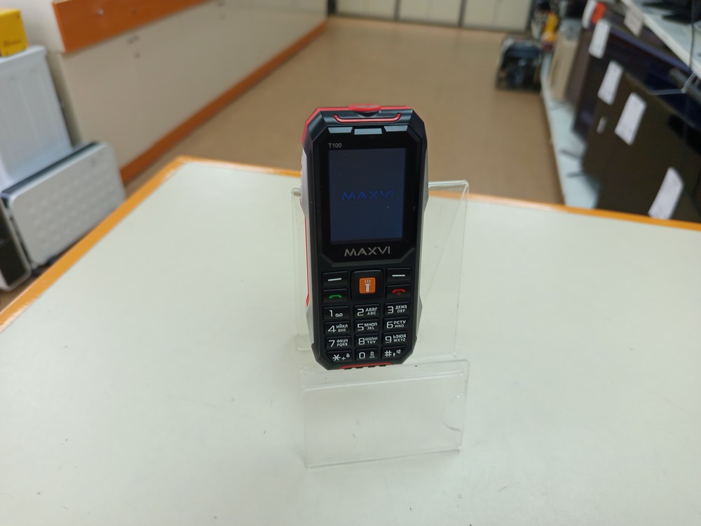 Смартфон Maxvi T100