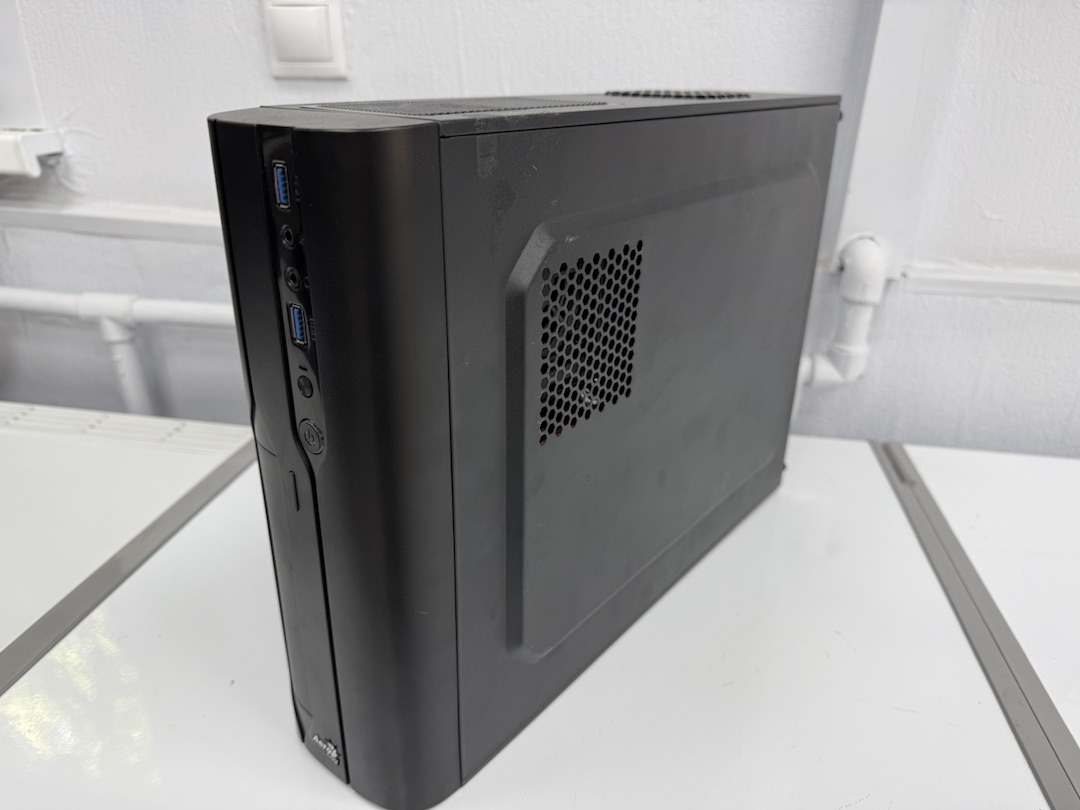 Системный блок Aero Cool; I3-12100, Intel UHD Graphics 730, 8 Гб, 256 Гб, Нет