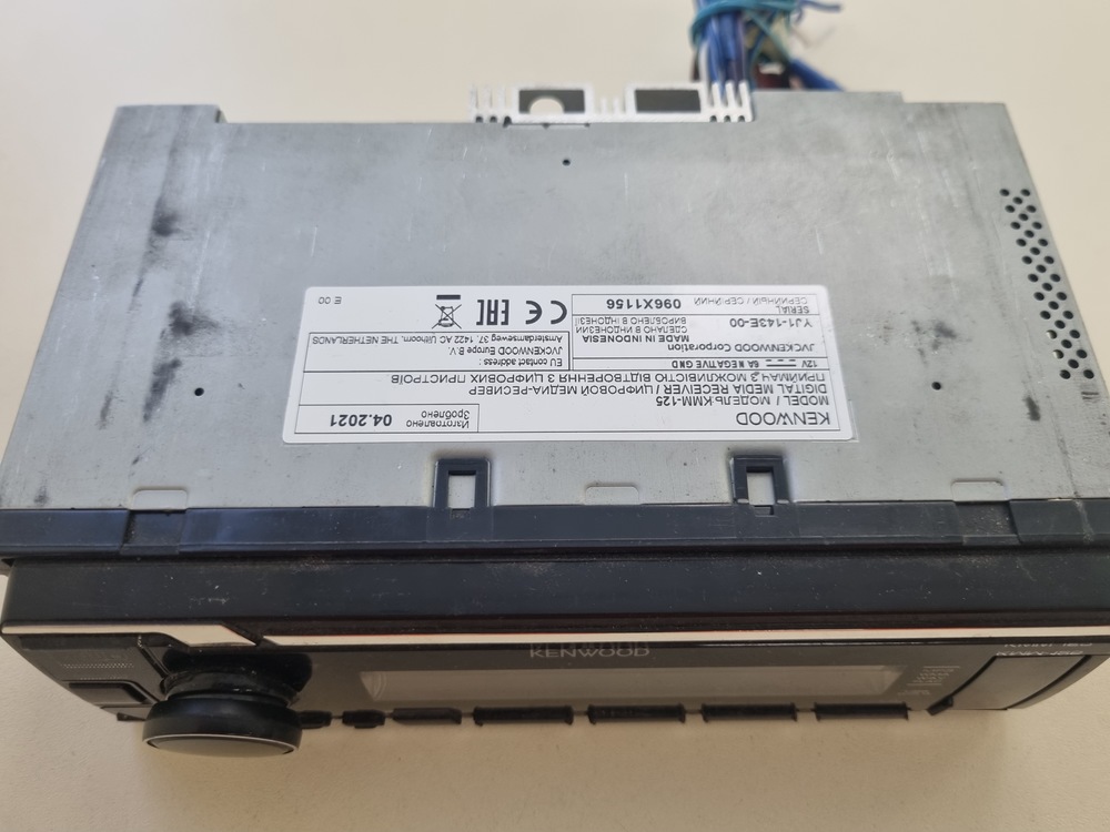 Автомагнитола Kenwood KMM-125