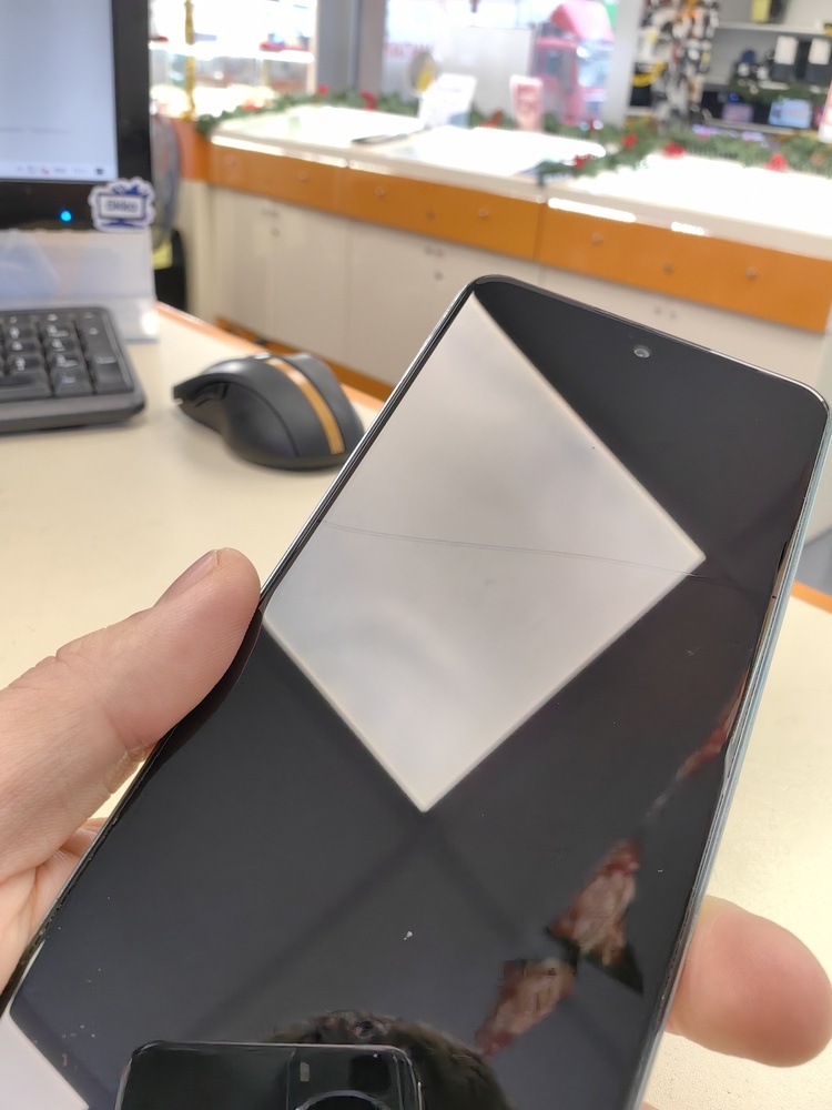 Смартфон Tecno Pova 5 8/128
