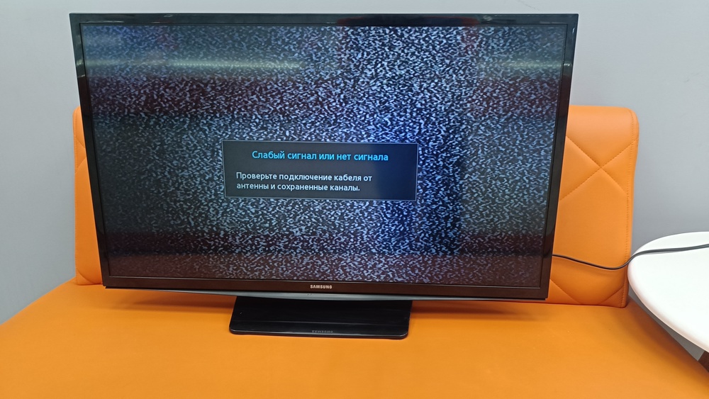 LED Телевизор Samsung UE32H4000AK