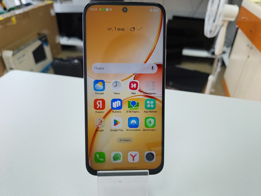 Смартфон Realme C85  8/256