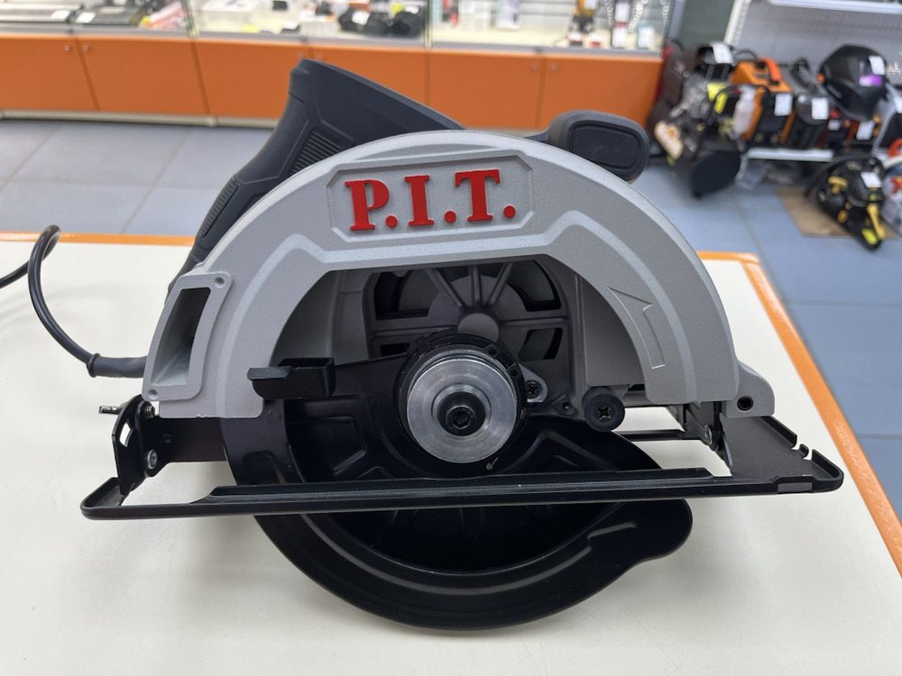 Дисковая пила P.I.T. PKS185-C4
