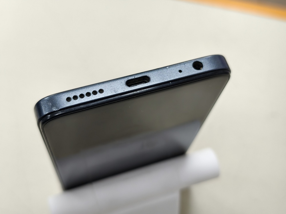 Смартфон Tecno Spark 20 8/128