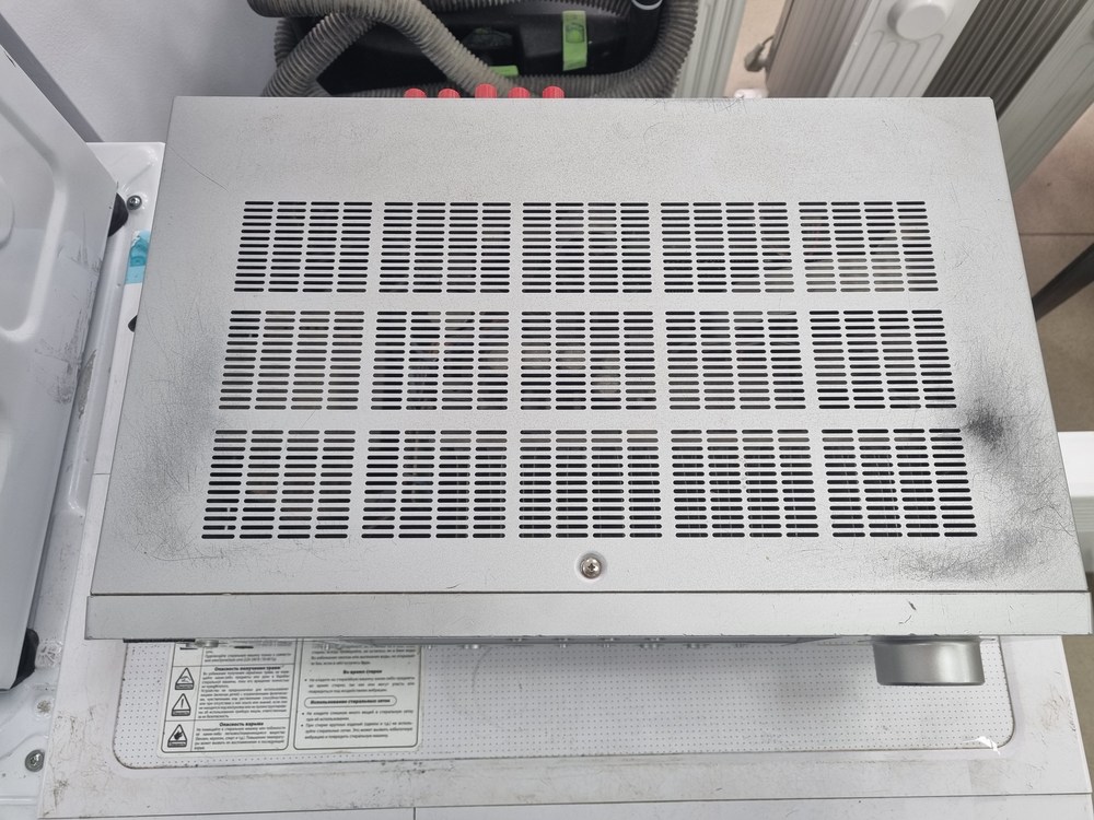 Ресивер Yamaha HTR6040