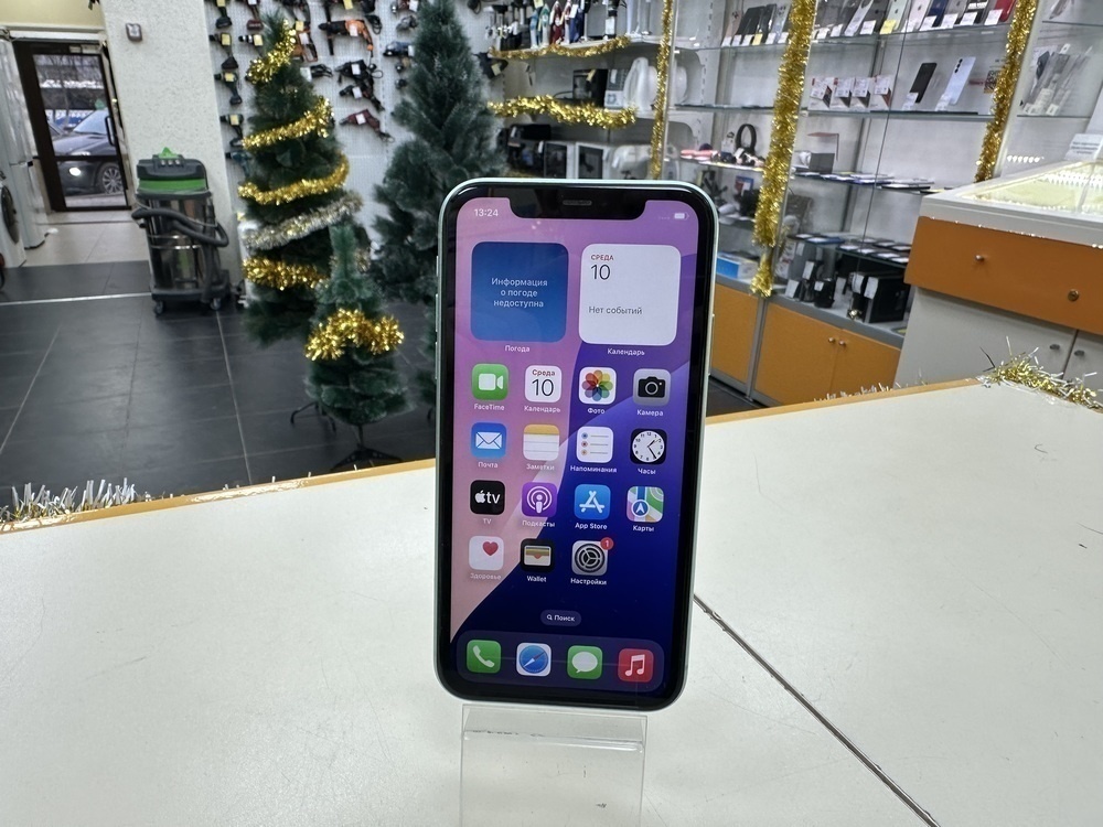 Смартфон Apple iPhone 11 64Gb