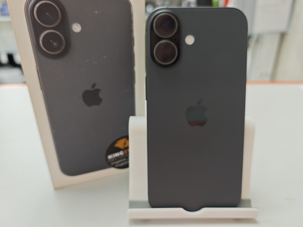 Смартфон Apple Iphone 17 256Gb
