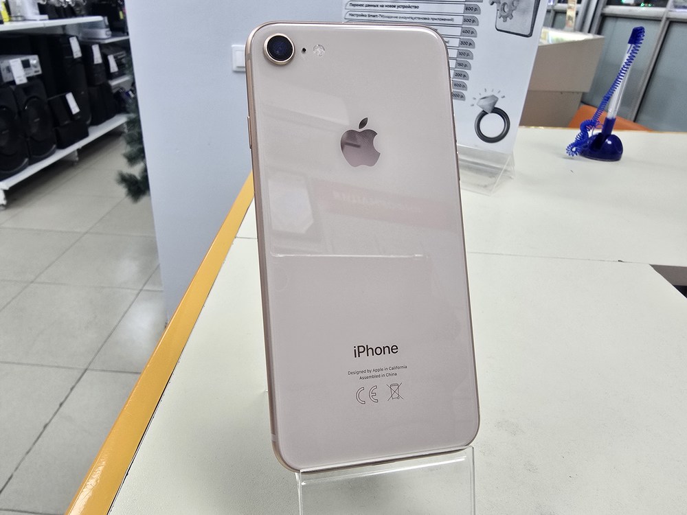 Смартфон Apple iPhone 8 64Gb